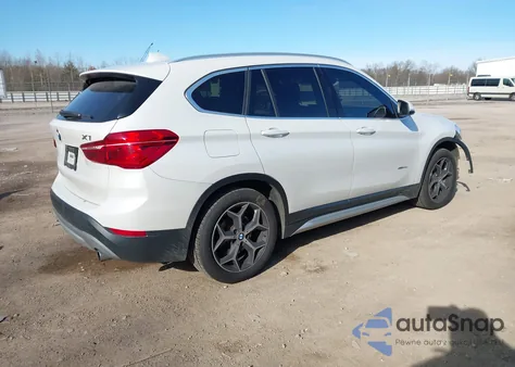 2018 BMW X1 xDrive28I из США, поврежденный, VIN WBXHT3C39J5K29771